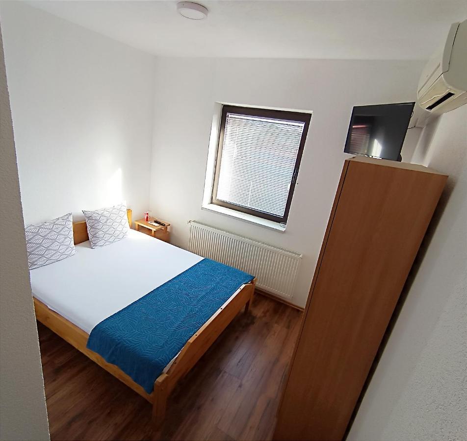 Bosanski Samac Motel Gas-Petrol Samac المظهر الخارجي الصورة